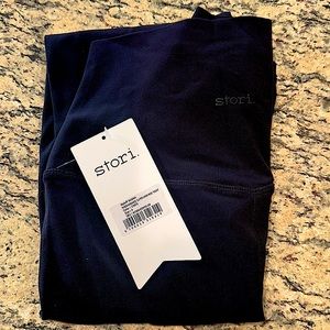 NWT* Stori by Katy Hearn leggings
